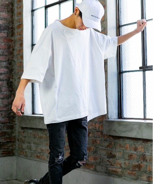 Beno(ビーノ)の「USAコットン 天竺 / アシンメトリー リメイク オーバーサイズ Tシャツ(Tシャツ/カットソー・メンズ・ホワイト/パープル/ブラック/ベージュ/ダークブルー/ブルーグリーン・L/M)」の2枚目の写真