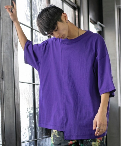 Beno(ビーノ)の「USAコットン 天竺 / アシンメトリー リメイク オーバーサイズ Tシャツ(Tシャツ/カットソー・メンズ・ホワイト/パープル/ブラック/ベージュ/ダークブルー/ブルーグリーン・L/M)」の20枚目の写真