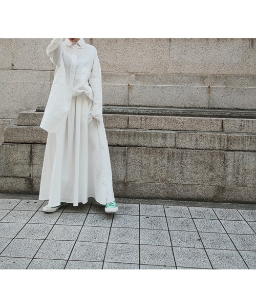 ulu（ウル）の「Original cotton flare long skirt（スカート・レディース・ホワイト/ブラック/サンドベージュ・FREE）」の5枚目の写真