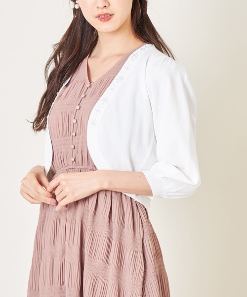 tocco closet(トッコ クローゼット)の「フラワーパールビジュー装飾七分袖ボレロ(カーディガン/ボレロ・レディース・ホワイト/ブラック/グレー・M)」の19枚目の写真