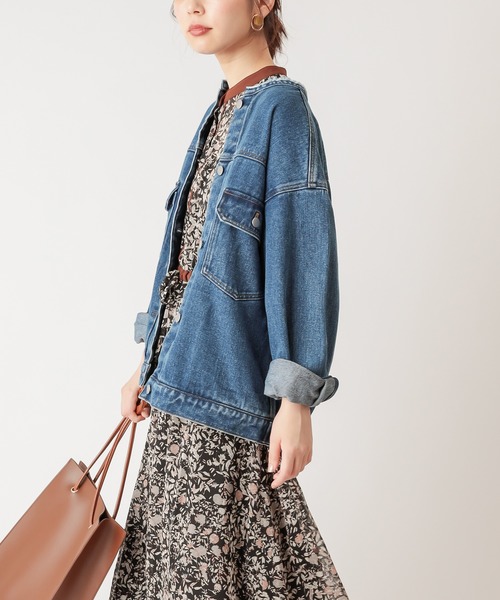 natural couture(ナチュラルクチュール)の「ノーカラーリメイクGジャン(デニムジャケット・レディース・ベージュ/ネイビー/ブルー・FREE)」の17枚目の写真