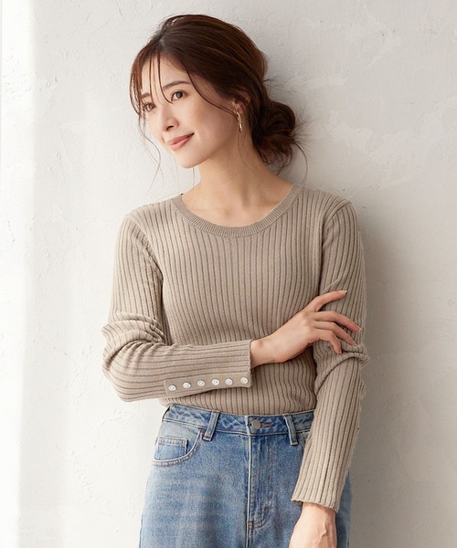 KOBE LETTUCE(コウベレタス)の「ワイドリブニットトップス(ニット/セーター・レディース・ブルー/ネイビー/ブルー系その他/ブラック/ブルー系その他2/アイボリー/ベージュ系その他/ブラック系その他/ホワイト系その他/グレイッシュベージュ/オレンジ/グリーン系その他2/レッド/サックスブルー/レッド系その他2/ホワイト系その他2/ブラック系その他2/ベージュ系その他2/ブルー系その他4/ブルー系その他3/グリーン系その他3・1/2/3)」の9枚目の写真