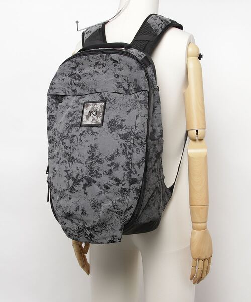 Y-3（ワイスリー）の「Y-3 REFLECTIVE BACKPACK（バックパック