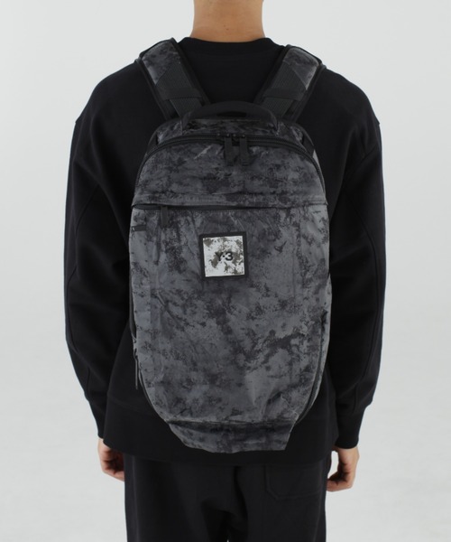 Y-3（ワイスリー）の「Y-3 REFLECTIVE BACKPACK（バックパック
