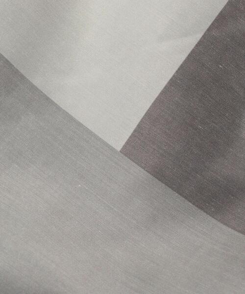 ANEI（アーネイ）の「＜ANEI＞ RIVER SHORTS A.O.P/ショーツ（その他パンツ・メンズ・ライトグレー・2/3）」の13枚目の写真