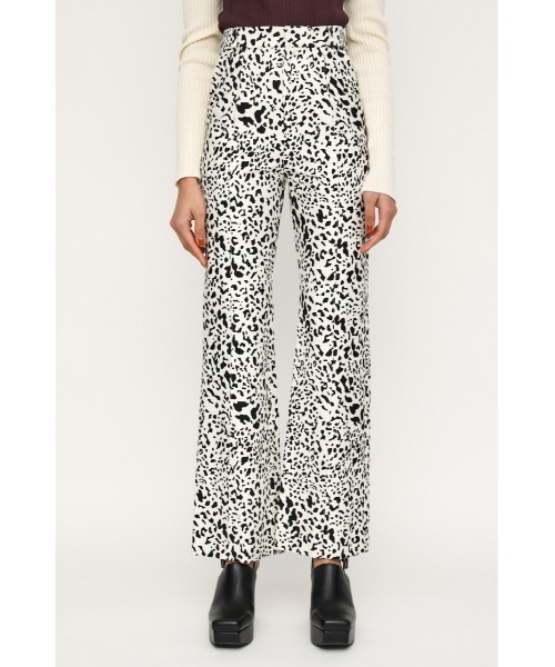 SLY（スライ）の「RAM LEO HW STRETCH FLARE PT レオパード ハイウエスト ストレッチ フレアパンツ（スラックス・レディース・ライトピンク/マルチ/ブラック・1/0/2）」の9枚目の写真