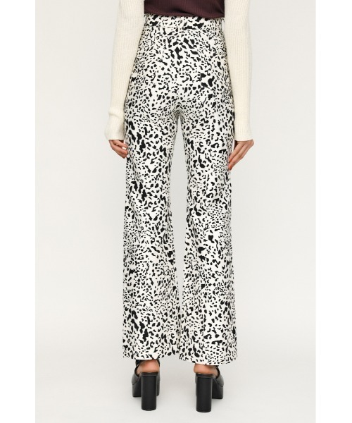 SLY（スライ）の「RAM LEO HW STRETCH FLARE PT レオパード ハイウエスト ストレッチ フレアパンツ（スラックス・レディース・ライトピンク/マルチ/ブラック・1/0/2）」の12枚目の写真