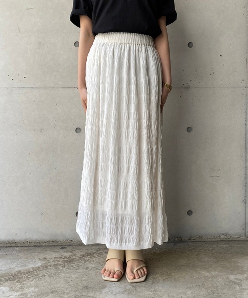 CAPRICIEUX LE'MAGE（カプリシューレマージュ）の「シャーリングマキシスカート（スカート・レディース・ホワイト/ブラック・FREE）」の18枚目の写真