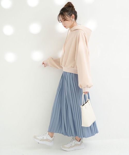 Newlyme（ニューリーミー）の「シフォンプリーツスカート（スカート・レディース・ブラック/ベージュ/ピンク/ブルー・MEDIUM/LARGE）」の5枚目の写真