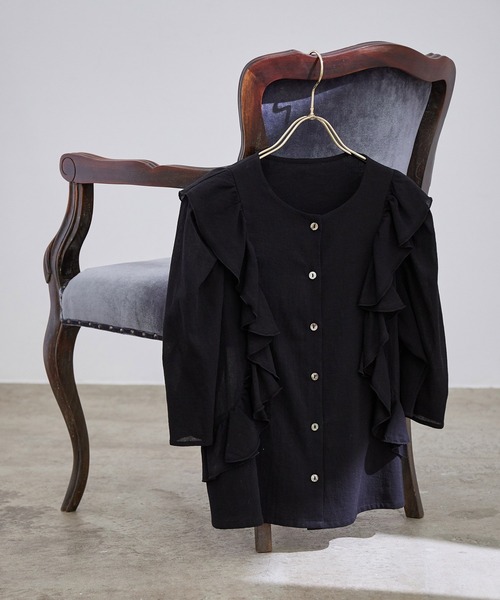 MADEMOISELLE ROPE'(マドモアゼル ロペ)の「【洗える】ラッフルコットンブラウス(シャツ/ブラウス・レディース・イエロー/ホワイト/ブラック/サックスブルー・38)」の3枚目の写真