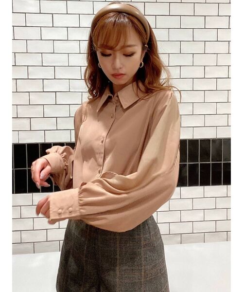 RESEXXY（リゼクシー）の「シアー袖切替シャツ（シャツ/ブラウス・レディース・ホワイト/ブラック/モカ・FREE）」の9枚目の写真