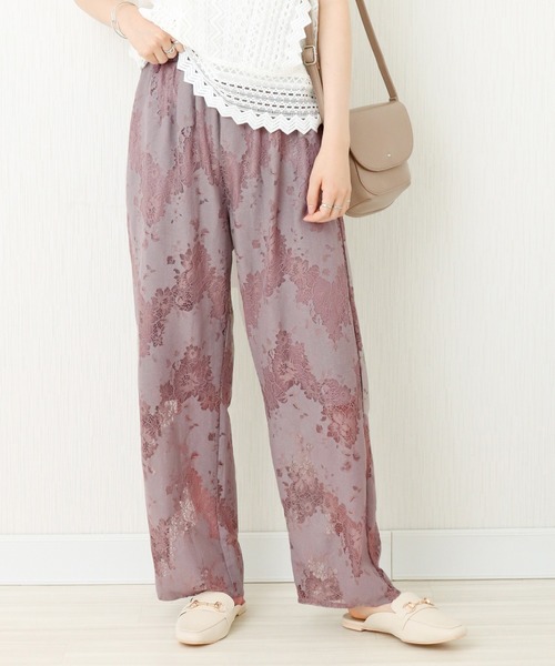 libelle more(リベル モア)の「花柄レース刺繍 ウエストフリルストレートパンツ(その他パンツ・レディース・ラベンダー/ベージュ/ブラック・M)」の3枚目の写真