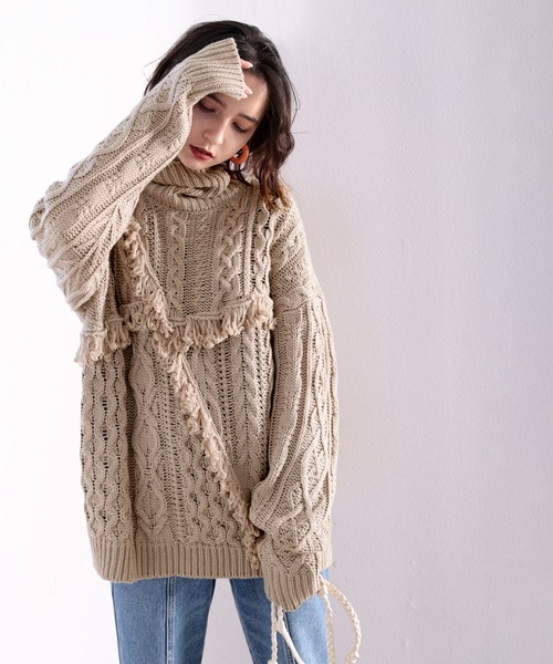 classicalelf（クラシカルエルフ）の「個性放つ1枚。フリンジ&ケーブル編みオーバーニット（ニット/セーター・レディース・ブラック/アイボリー/モカ・MEDIUM/LARGE/X-LARGE）」の19枚目の写真