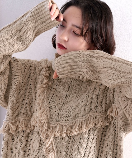 セール】個性放つ1枚。フリンジ&ケーブル編みオーバーニット（ニット