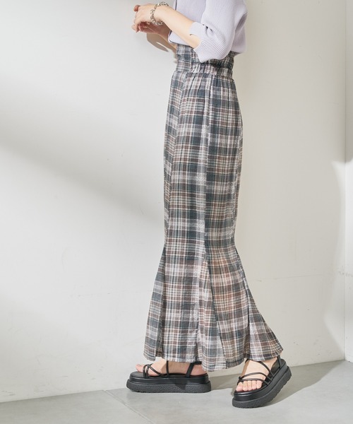 Chico（チコ）の「チェックマーメイドタイトスカート（スカート・レディース・ブルー/ブラック/ブラウン・FREE）」の8枚目の写真