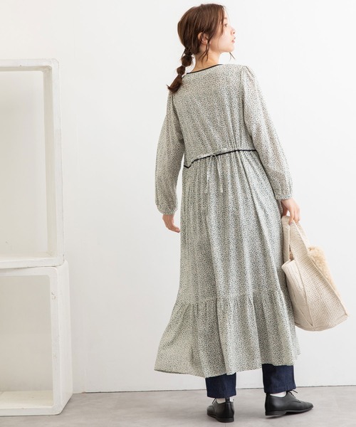 POU DOU DOU（プードゥドゥ）の「きのみプリントティアードワンピース（ワンピース・レディース・キナリ/ベージュ・3）」の13枚目の写真