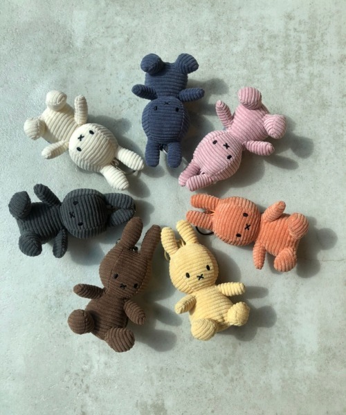 Me%(ミィパーセント)の「ミッフィーキーチャーム(その他雑貨・レディース・イエロー/ブラウン/オレンジ/ネイビー/ホワイト/ライトピンク/チャコールグレー・FREE)」の12枚目の写真