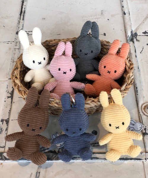 Me%(ミィパーセント)の「ミッフィーキーチャーム(その他雑貨・レディース・イエロー/ブラウン/オレンジ/ネイビー/ホワイト/ライトピンク/チャコールグレー・FREE)」の13枚目の写真