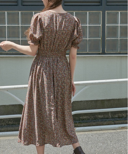 OLIVE des OLIVE（オリーブデオリーブ）の「配色パイピングVネックワンピース（ワンピース・レディース・ブラウン/ブラック/ラベンダー・FREE）」の11枚目の写真