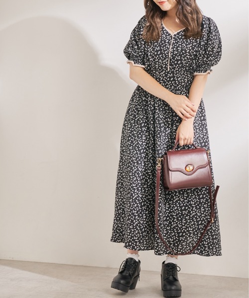 OLIVE des OLIVE（オリーブデオリーブ）の「配色パイピングVネックワンピース（ワンピース・レディース・ブラウン/ブラック/ラベンダー・FREE）」の9枚目の写真