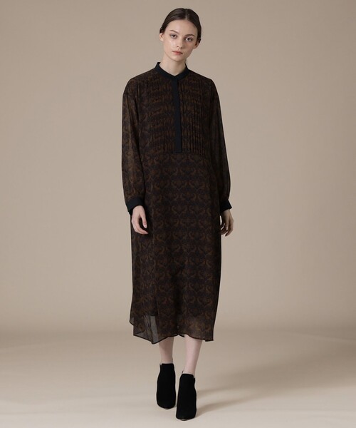 MACKINTOSH LONDON(マッキントッシュ ロンドン)の「ブリティッシュフラワーワンピース(ワンピース・レディース・キャメル/ネイビー・38)」の13枚目の写真