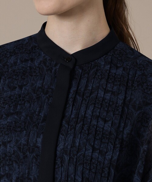 MACKINTOSH LONDON(マッキントッシュ ロンドン)の「ブリティッシュフラワーワンピース(ワンピース・レディース・キャメル/ネイビー・38)」の12枚目の写真