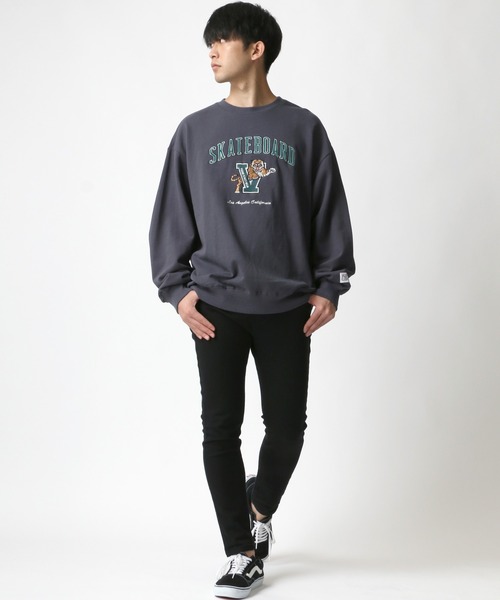 VISION STREET WEAR(ヴィジョンストリートウェア)の「VISION STREET WEAR/ヴィジョンストリートウェア ビッグシルエット タイガー刺繍 カレッジ ロゴ スウェット トレーナー(スウェット・メンズ・チャコールグレー/ブルー/グリーン/ホワイト系その他・LL/M/L)」の22枚目の写真