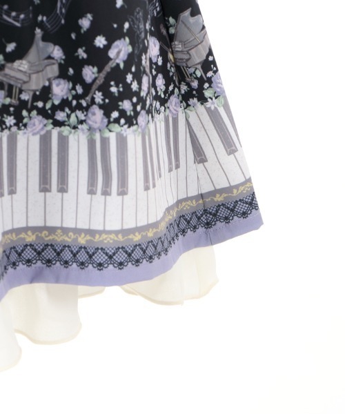 axes femme（アクシーズファム）の「鍵盤×バラ柄クラシカルＯＰ（ワンピース・キッズ・ブラック/ワイン・SMALL/MEDIUM/LARGE/X-LARGE）」の11枚目の写真