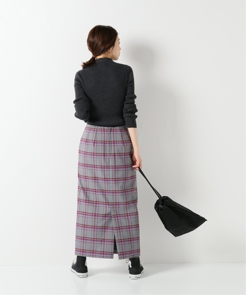 IENA（イエナ）の「3x3リブポロ衿プルオーバー◆（ニット/セーター・レディース・ブラック系その他/チャコールグレー/アイボリー/グリーン/ダークブルー/ブルー・FREE）」の11枚目の写真