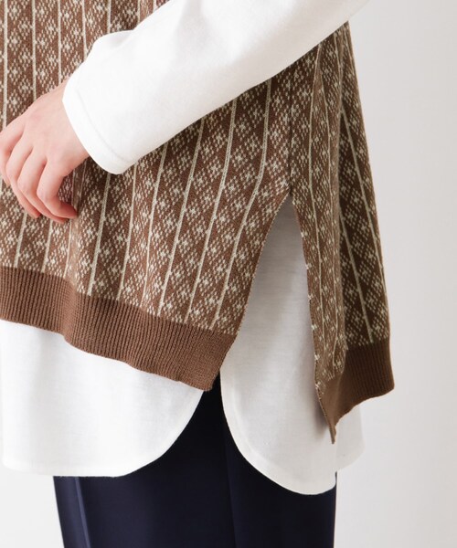 SHOO・LA・RUE（シューラルー）の「◆【2点セット】ジャカードベスト＋Tシャツ（ベスト・レディース・ブラック系3/ダークブラウン系3・02/03/04）」の8枚目の写真