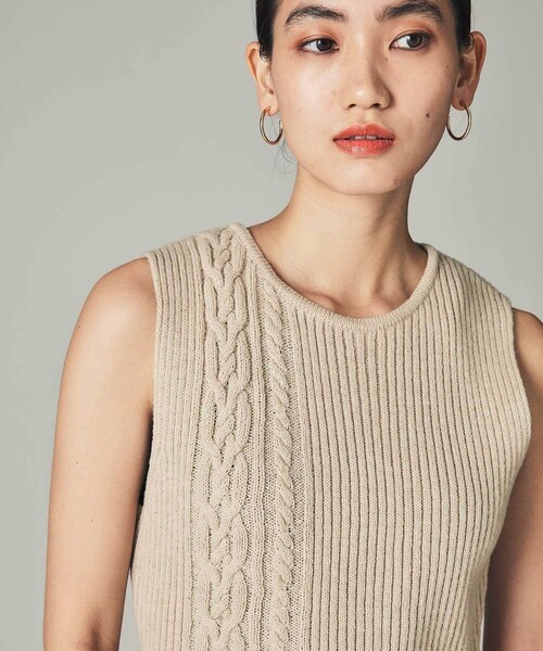 CITY TOKYO（シティトウキョウ）の「２wayアンサンブルタートルネックケーブルレイヤードニットトップス（ニット/セーター・レディース・グリーン/ベージュ・FREE）」の16枚目の写真