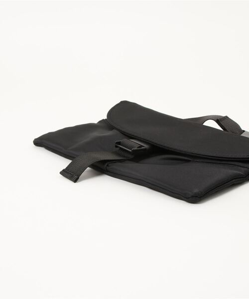 Anuenue（アヌエヌエ）の「撥水 ショルダー・ボディ・クラッチ 3wayバッグ（ショルダーバッグ・レディース・ブラック/パープル/グレー・FREE）」の19枚目の写真