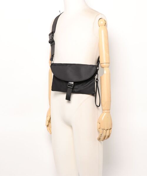 Anuenue（アヌエヌエ）の「撥水 ショルダー・ボディ・クラッチ 3wayバッグ（ショルダーバッグ・レディース・ブラック/パープル/グレー・FREE）」の21枚目の写真