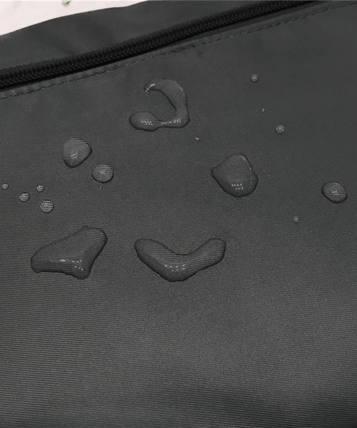 Anuenue（アヌエヌエ）の「撥水 ショルダー・ボディ・クラッチ 3wayバッグ（ショルダーバッグ・レディース・ブラック/パープル/グレー・FREE）」の14枚目の写真