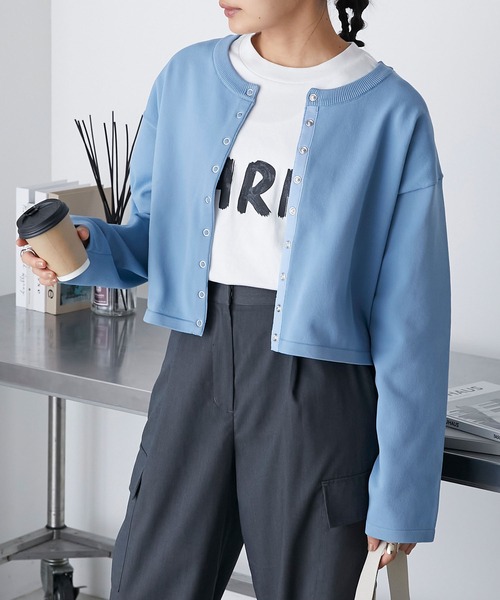 forksy.（フォルクシー）の「【forksy.】前後２WAYリングスナップクロップドカーディガン（カーディガン/ボレロ・レディース・ブラック/アイボリー/ピンク/グリーン/ロイヤルブルー/ブラック×ホワイト/チャコールグレー/ネイビー/オレンジ/ブラック×グリーン/サックスブルー/モスグリーン・FREE）」の9枚目の写真