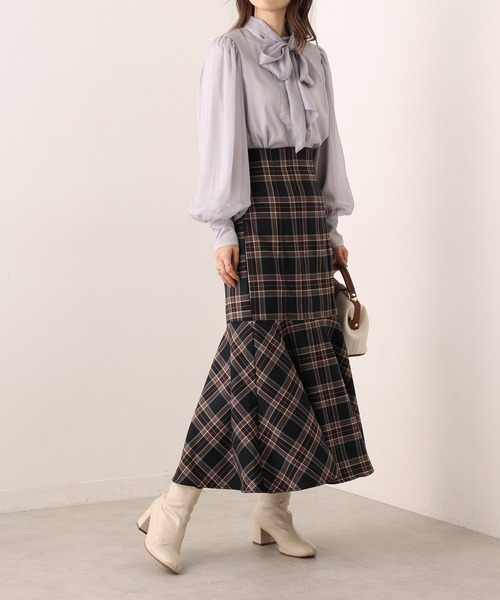 one after another NICE CLAUP(ワンアフターアナザーナイスクラップ)の「Sサイズあり チェックマーメイドスカート WEB限定商品(スカート・レディース・グレー系その他/ベージュ系その他/ブルー系その他・SMALL/MEDIUM)」の10枚目の写真