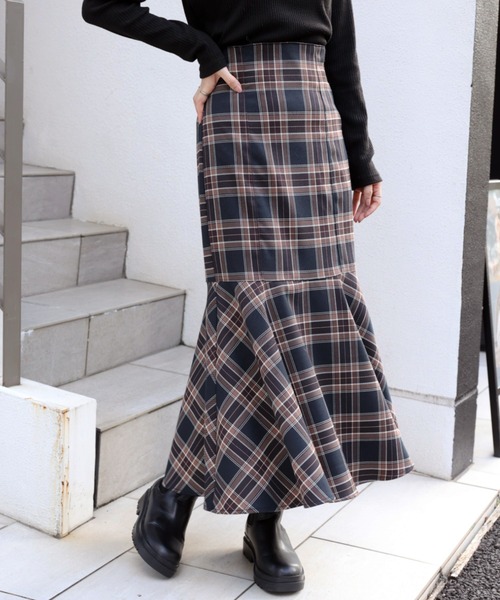 one after another NICE CLAUP(ワンアフターアナザーナイスクラップ)の「Sサイズあり チェックマーメイドスカート WEB限定商品(スカート・レディース・グレー系その他/ベージュ系その他/ブルー系その他・SMALL/MEDIUM)」の12枚目の写真