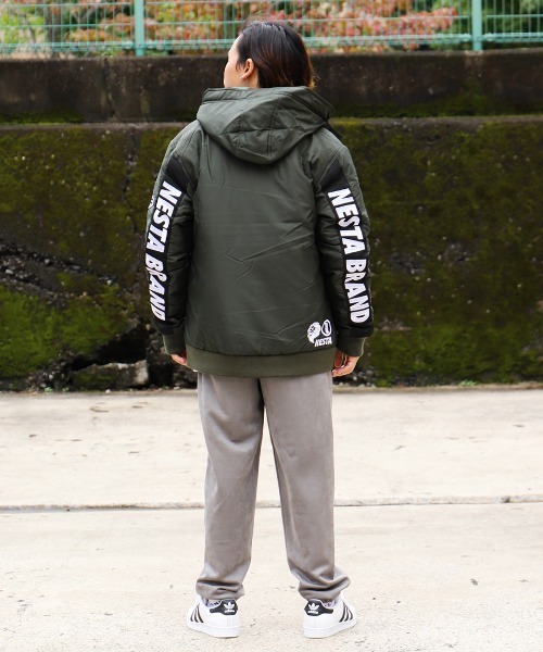 NESTA BRAND(ネスタブランド)の「撥水N2Bフード脱着JKT(ミリタリージャケット・メンズ・ブラック/カーキ・S/XXL/M/XL/L)」の4枚目の写真