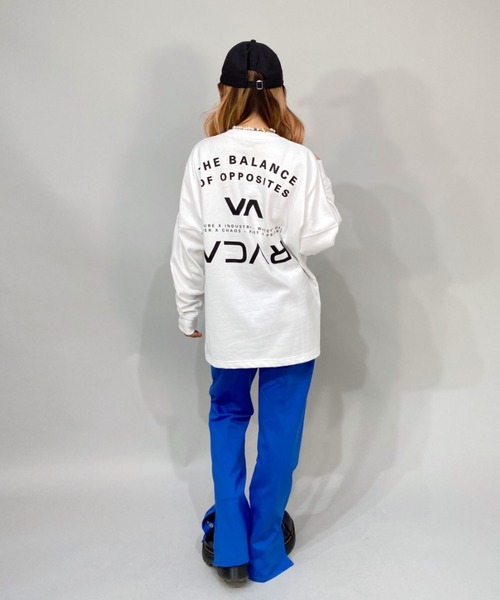 RVCA（ルーカ）の「RVCA/ルーカ   ビッグシルエット   バックプリントロゴロンT/ロングスリーブTEE   BC043-055（Tシャツ/カットソー・レディース・グリーン/ホワイト/ブラック・S/XS/M）」の4枚目の写真