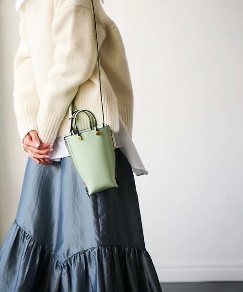 E'POR（エポール）の「【E'POR】Y BAG Micro（サイドジップマイクロショルダーバッグ）（ショルダーバッグ・レディース・オレンジ/ライトグリーン/ブラウン系その他2・FREE）」の8枚目の写真