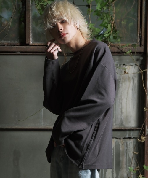 G.O.C（ジーオーシー）の「サイドジップルーズシルキーポンチロンT（Tシャツ/カットソー・メンズ・ホワイト/チャコールグレー/ブラック・MEDIUM/LARGE）」の13枚目の写真