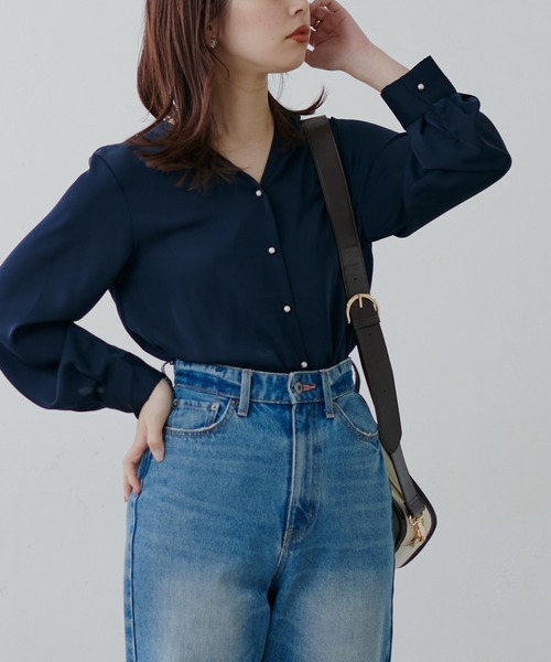 natural couture（ナチュラルクチュール）の「【WEB限定カラー有り・大好評プチプラシリーズ】プチプラちびパール釦とろみブラウス（シャツ/ブラウス・レディース・ネイビー/サックスブルー/イエロー/アイボリー/その他1/その他2/グレイッシュベージュ/グレー・FREE）」の20枚目の写真