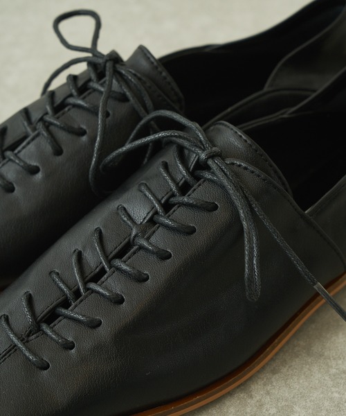 Lui's（ルイス）の「レースアップスクエアトゥシューズ（ドレスシューズ・レディース・ブラック/ホワイト・39/37）」の14枚目の写真