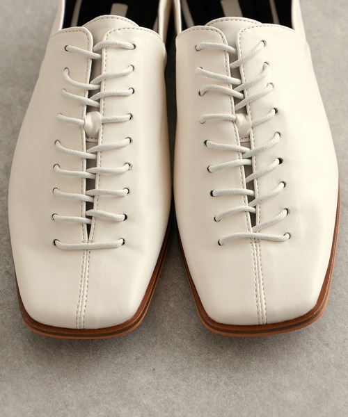 Lui's（ルイス）の「レースアップスクエアトゥシューズ（ドレスシューズ・レディース・ブラック/ホワイト・39/37）」の20枚目の写真
