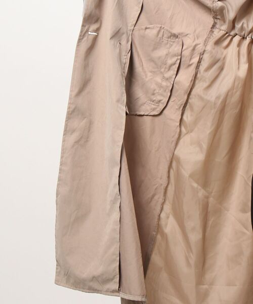 Fashion Letter（ファッションレター）の「バックシフォンロング丈トレンチコート（トレンチコート・レディース・ベージュ/ブルー/グレイッシュベージュ・M/L）」の11枚目の写真