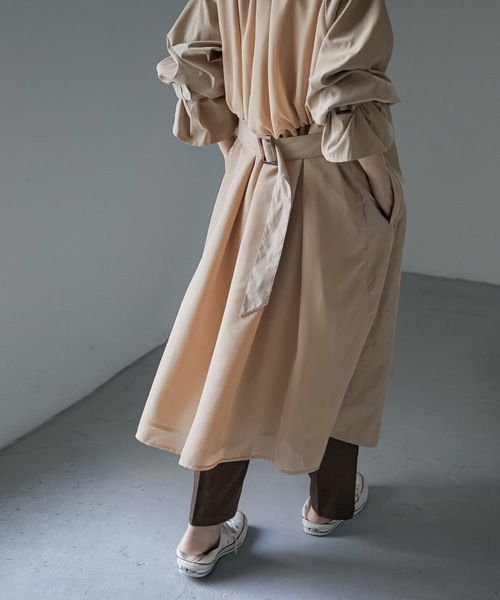 Fashion Letter（ファッションレター）の「バックシフォンロング丈トレンチコート（トレンチコート・レディース・ベージュ/ブルー/グレイッシュベージュ・M/L）」の17枚目の写真