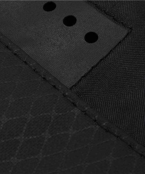 NIKE(ナイキ)の「ユニセックス ナイキ ジムサック 巾着 NIKE TEAM TRAINING GYMSACK DS BA4694(バックパック/リュック・メンズ・ブラック/グレー・ONE SIZE)」の11枚目の写真