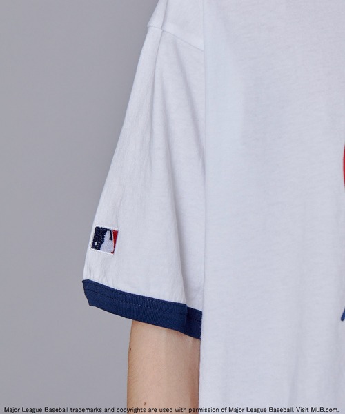 penguin BY MUNSINGWEAR(ペンギン バイ マンシングウェア)の「ペンギン バイ マンシングウェア メジャーリーグベースボール(MLB)×マンシングウェア コラボレーション Tシャツ MLB×Munsingwear RINGER T-SHIRT(Tシャツ/カットソー・メンズ・ホワイト系/ホワイト系1/グレー・M/S/L/XL)」の9枚目の写真