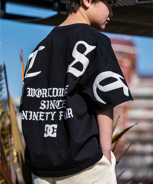 DC SHOES（ディーシーシューズ）の「22 KD LOGO GRAPHIC S/DCキッズバックプリント半袖Tシャツ（Tシャツ/カットソー・キッズ・ホワイト/ブラック/ホワイト×ブラック/ブラック×ホワイト・130/140/150/160/120）」の17枚目の写真