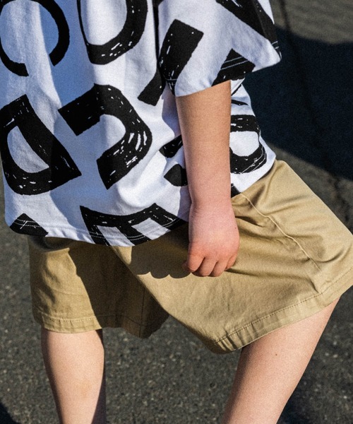 DC SHOES（ディーシーシューズ）の「22 KD LOGO GRAPHIC S/DCキッズバックプリント半袖Tシャツ（Tシャツ/カットソー・キッズ・ホワイト/ブラック/ホワイト×ブラック/ブラック×ホワイト・130/140/150/160/120）」の20枚目の写真